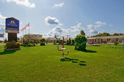 Milan Garden Inn Thorold Εξωτερικό φωτογραφία